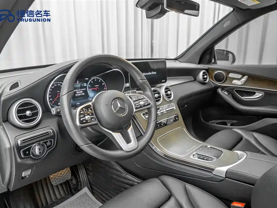 Mercedes-Benz GLC 2020 Facelift GLC 300 L 4MATIC Dynamic фото 12