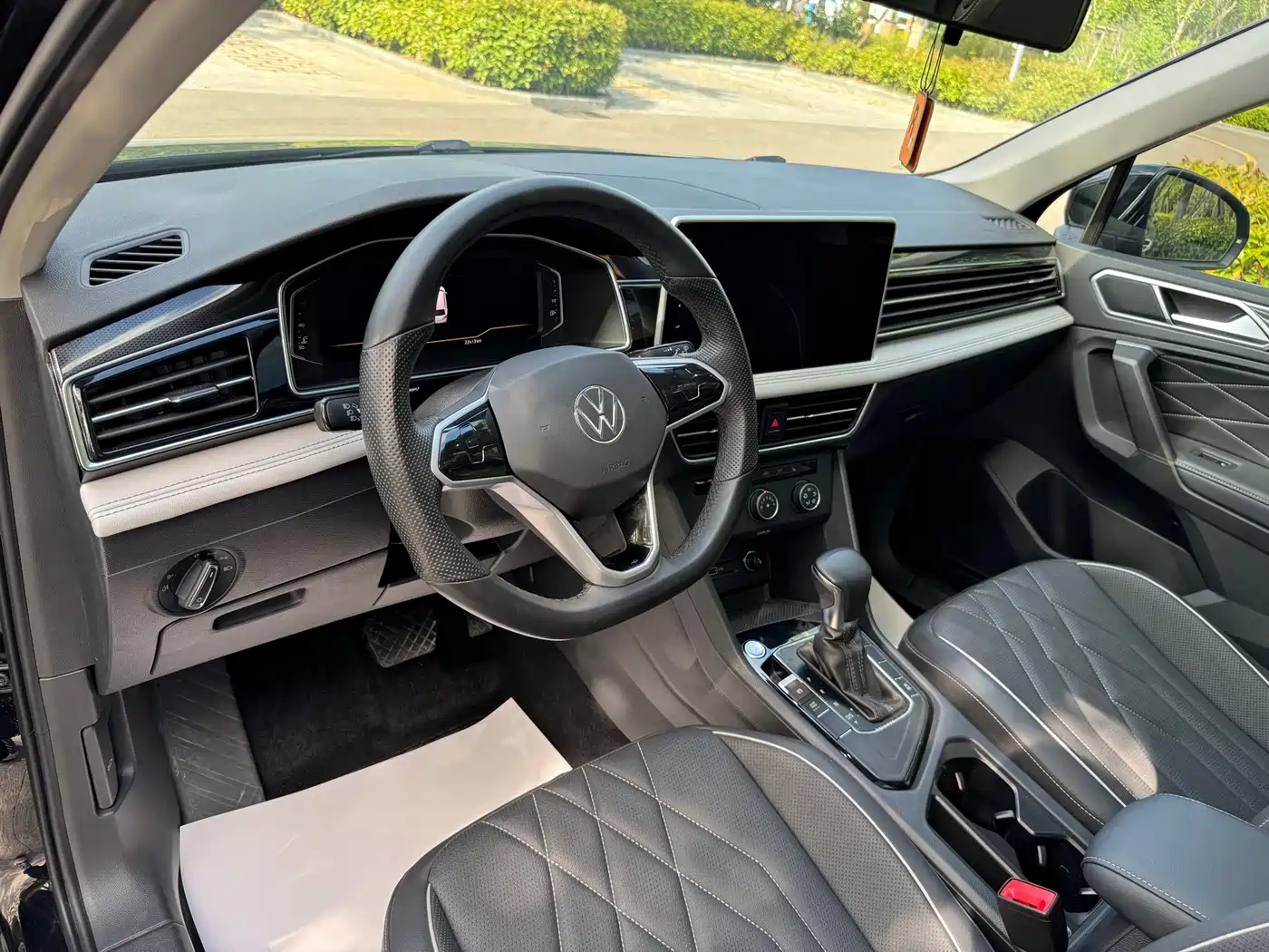 Volkswagen Tiguan L 2023 280TSI 2WD Trend Limited Edition фото 13