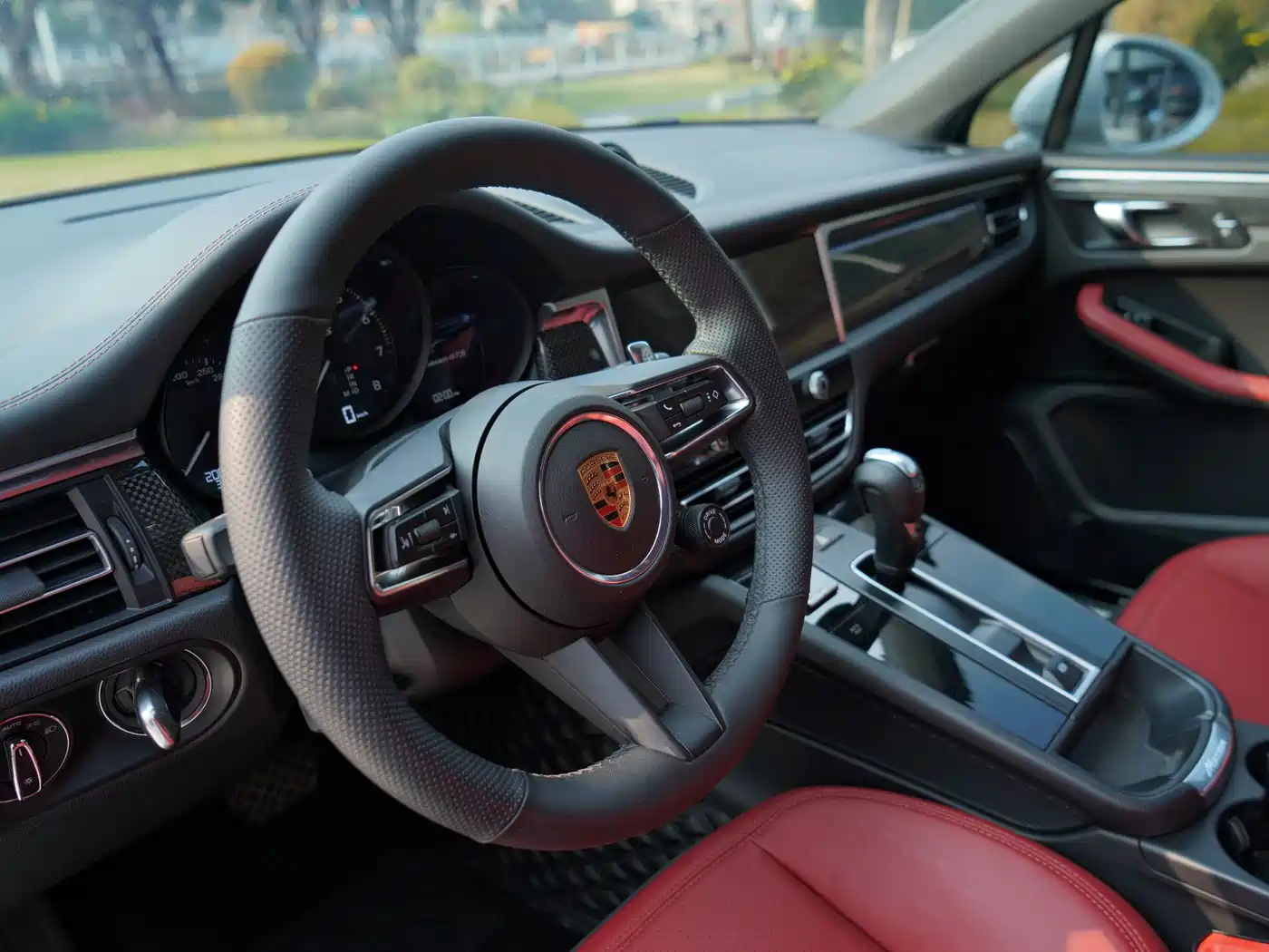 Porsche Macan 2023 Macan GTS 2.9T фото 7