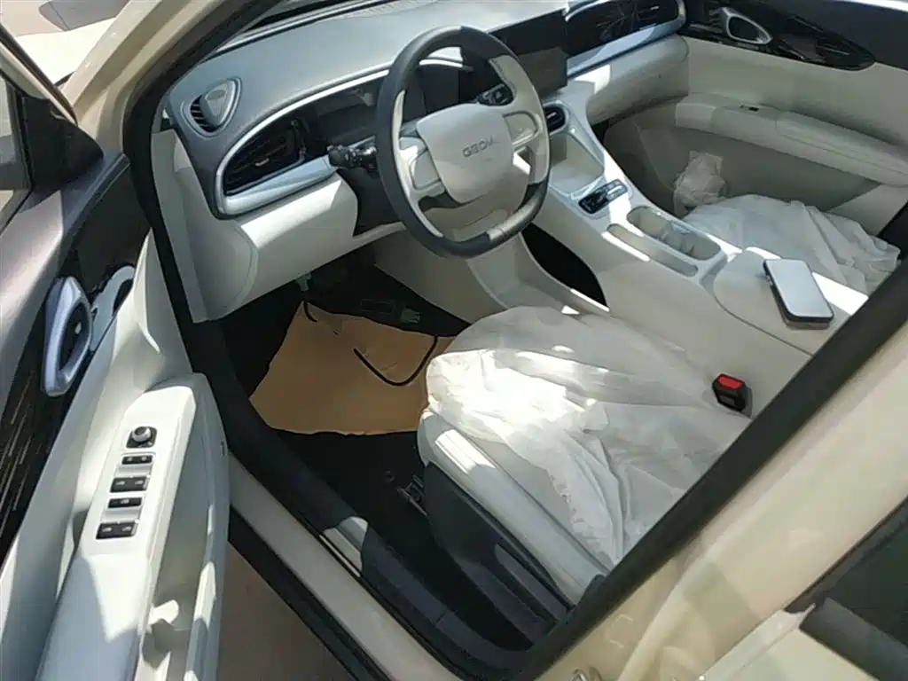 Geely Galaxy Starry Wish 2026 Edition 310km Youth Version фото 16