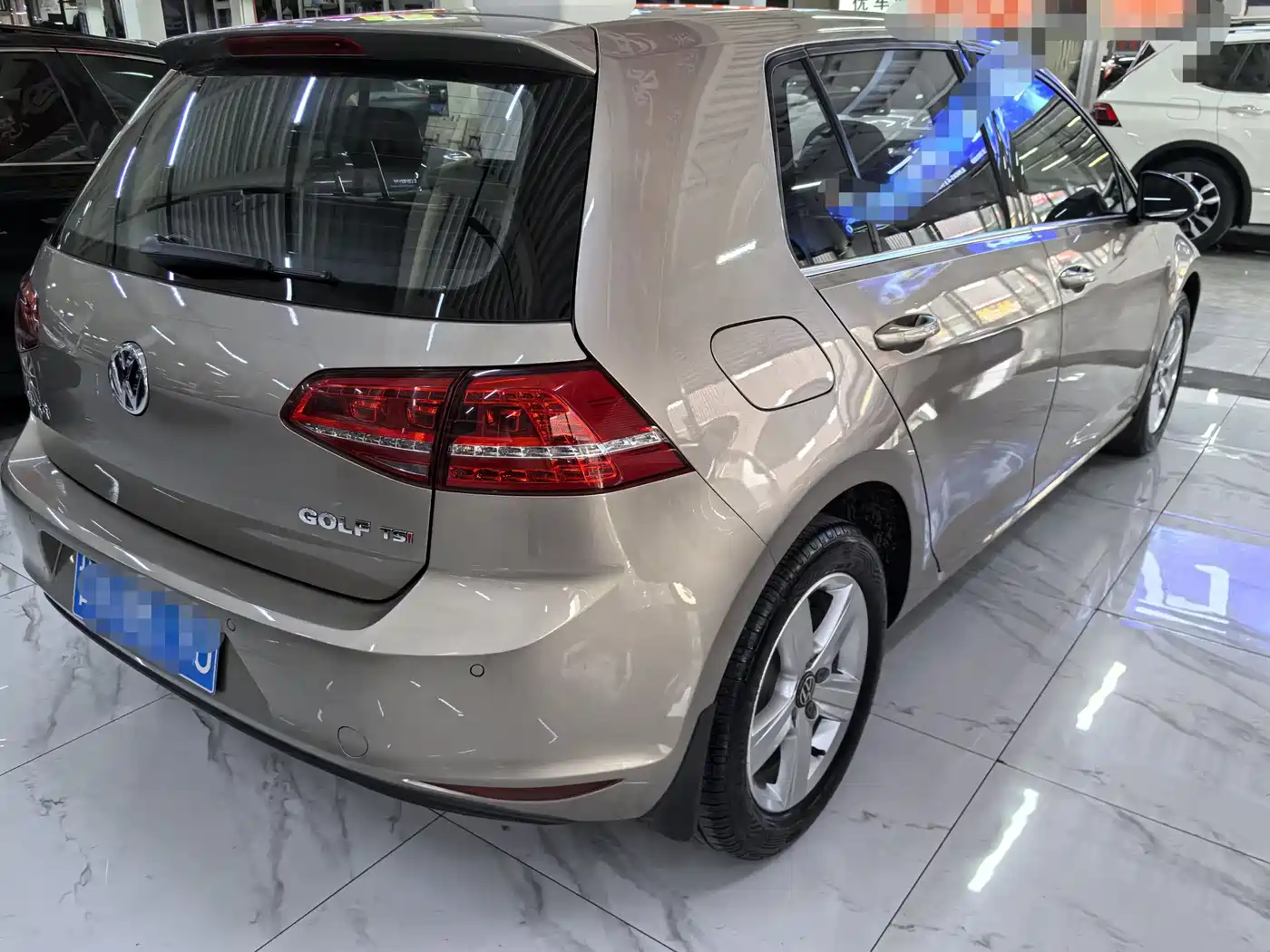 Volkswagen Golf 2015 1.4TSI Automatic Luxury фото 6