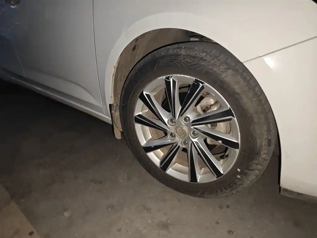 Buick Verano 2015 Sedan 15S Manual Progressive фото 8
