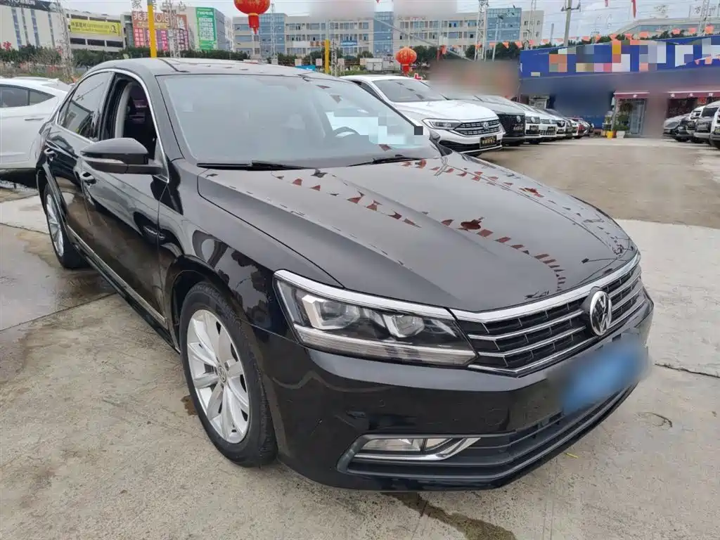 Volkswagen Passat 2017 330TSI DSG Prestige фото 4