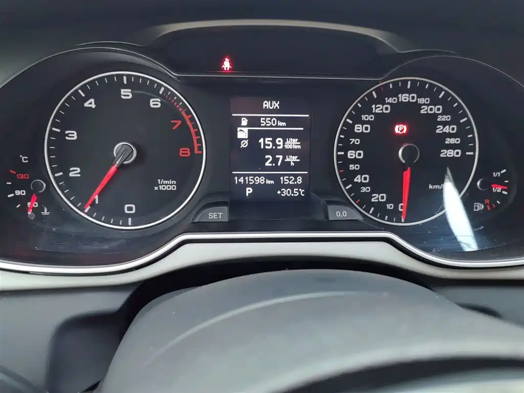 Audi A4L 2015 35 TFSI Auto Standard фото 13