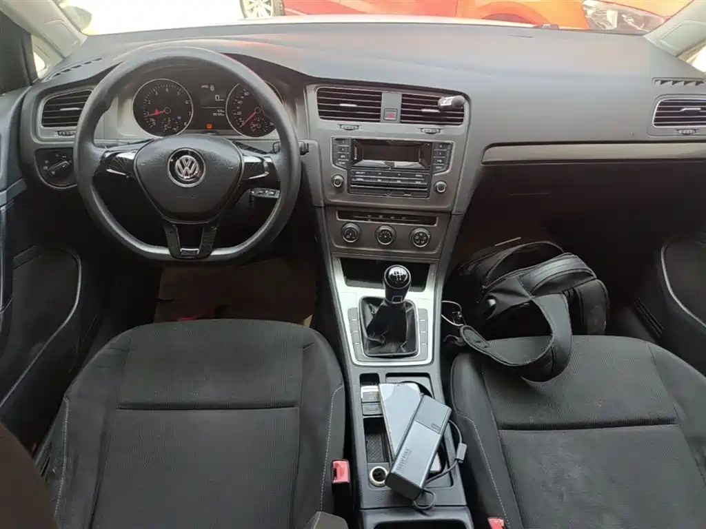 Volkswagen Golf 2015 1.6L Manual Fashion фото 10