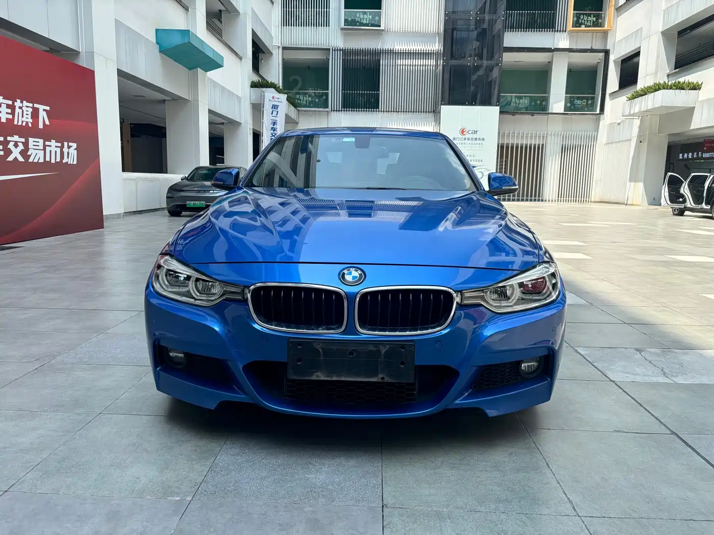 BMW 3 Series 2017 320Li M Sport фото 2