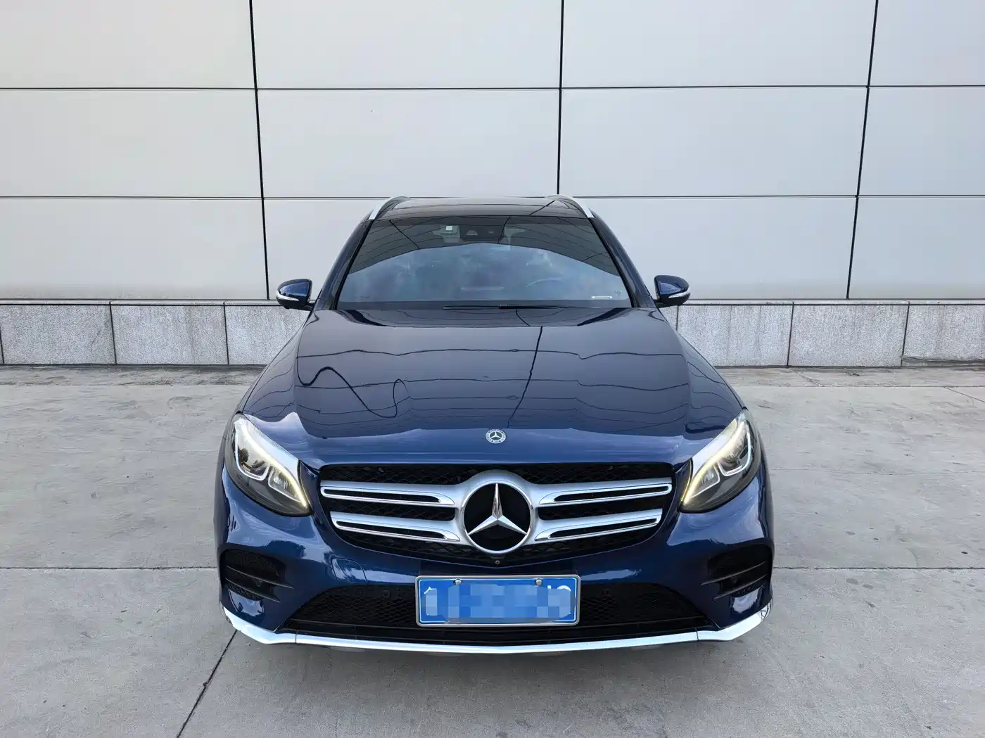Mercedes-Benz GLC 2018 GLC 260 4MATIC Luxury фото 2