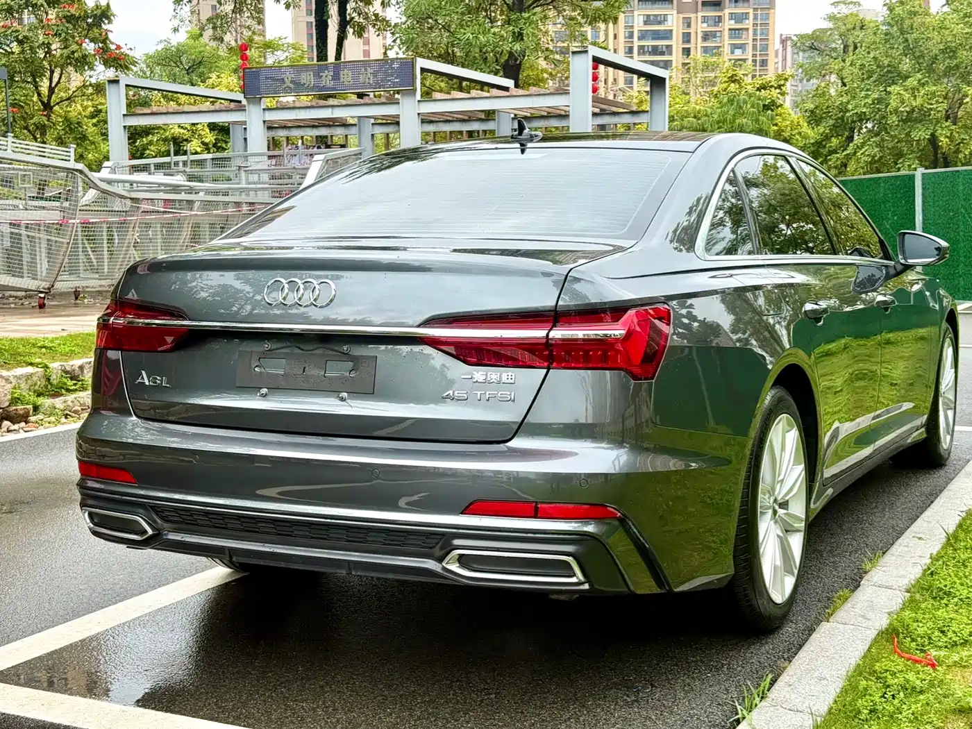 Audi A6L 2021 45 TFSI quattro Exclusive Sport фото 11