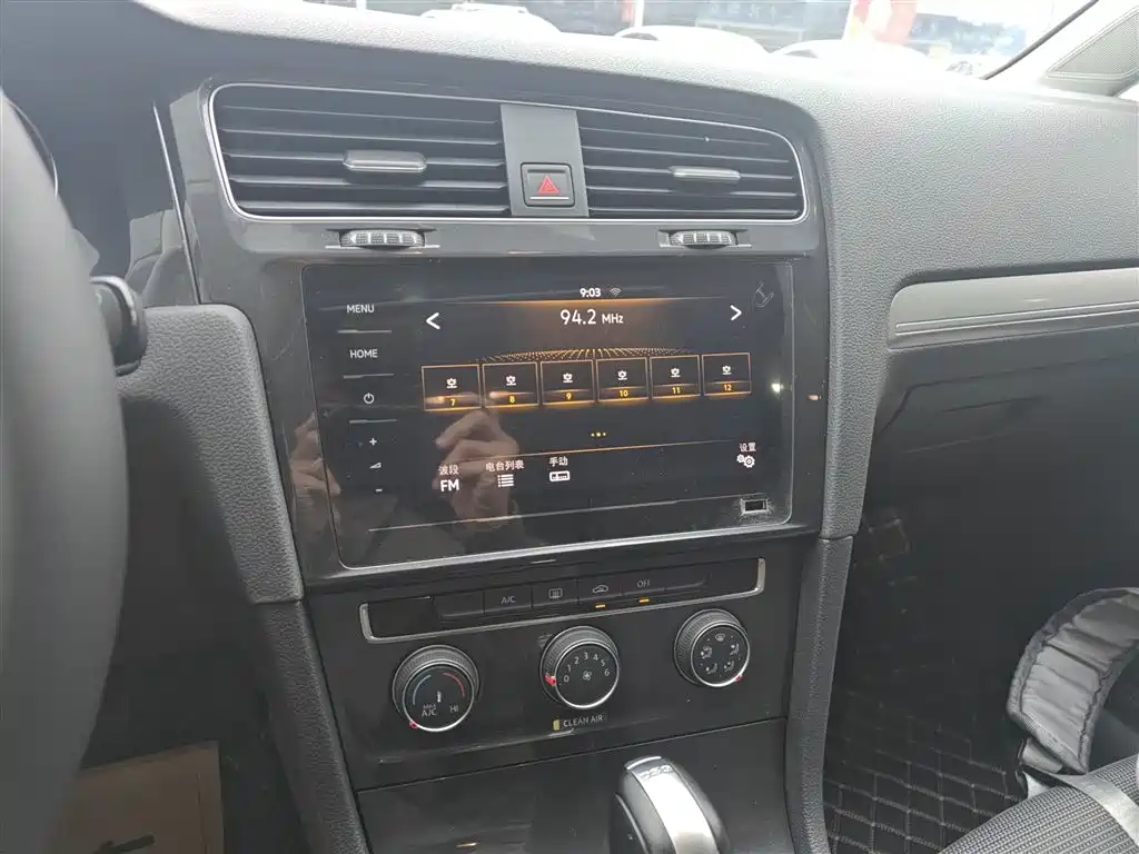 Volkswagen Golf 2020 Beloved Edition 280TSI DSG Comfort фото 13