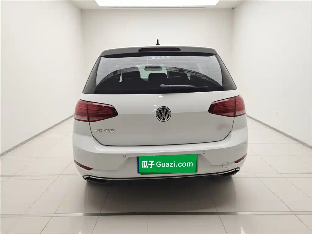 Volkswagen Golf 2020 Beloved Edition 280TSI DSG Comfort фото 6