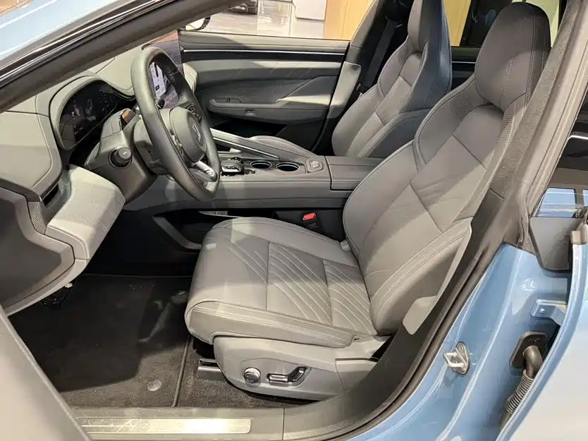 ZEEKR EXTREME KRYPTON 001