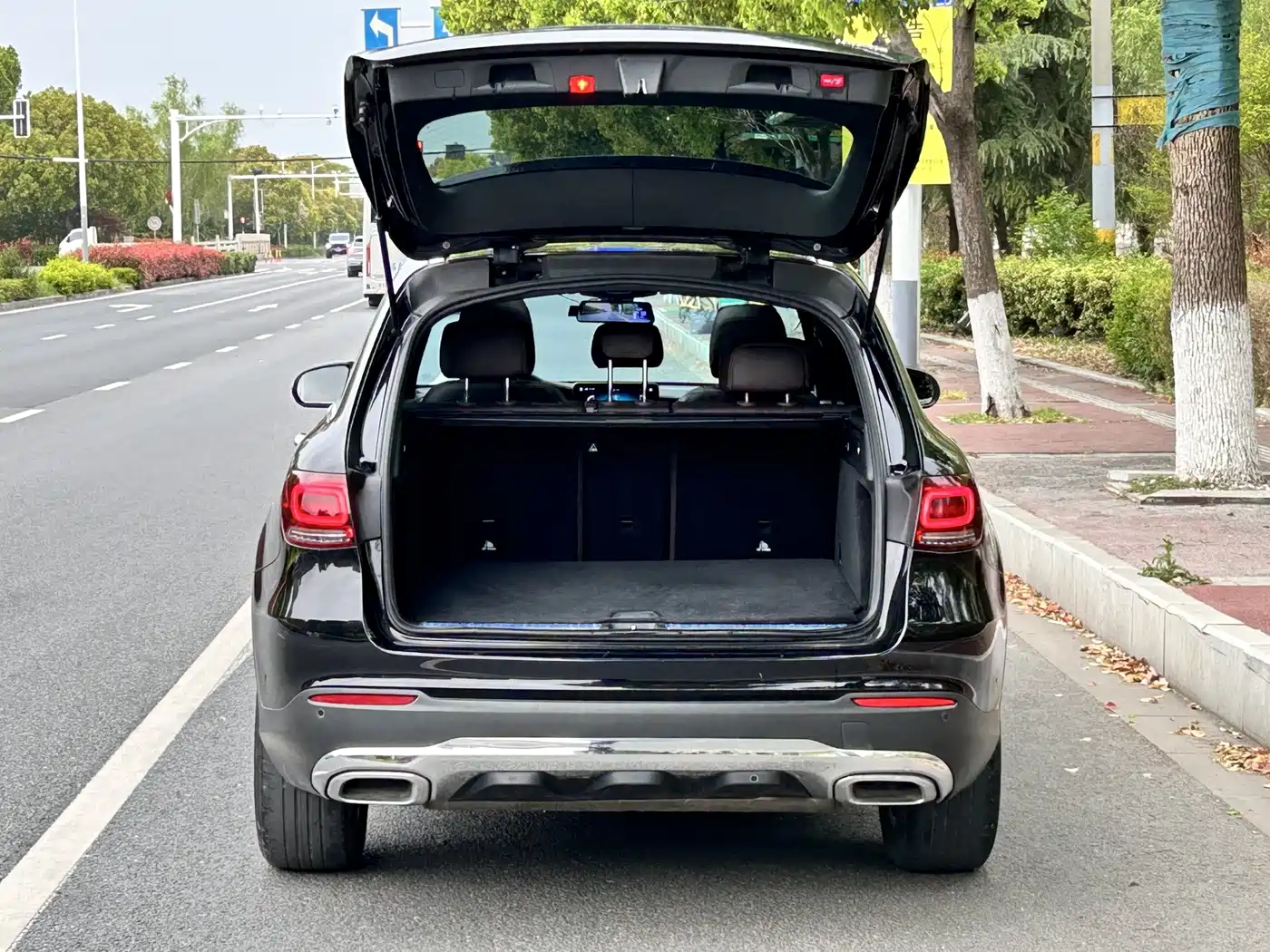 Mercedes-Benz GLC 2021 GLC 260 L 4MATIC Sporty фото 18