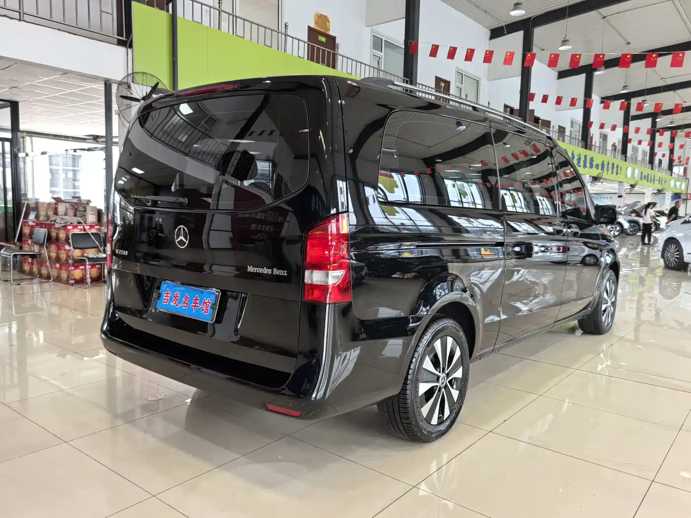 Mercedes-Benz Vito 2021 2.0T Elite 7-Seater фото 11