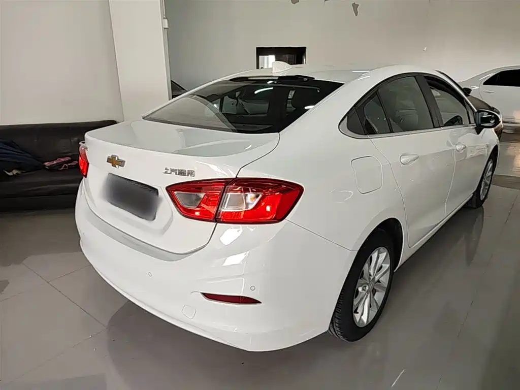 Chevrolet Cruze 2017 1.5L Automatic Stylish фото 7