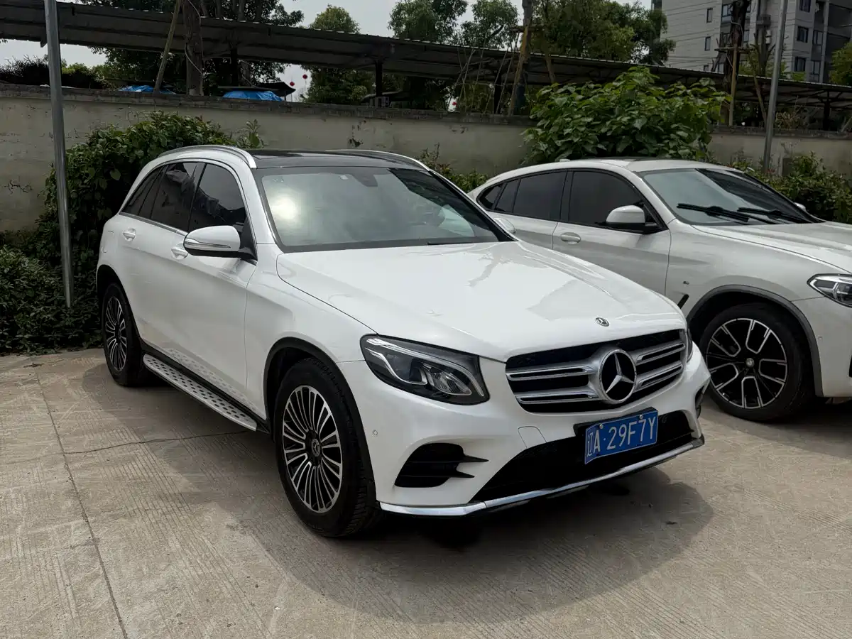 Mercedes-Benz GLC 2018 GLC 260 4MATIC Dynamic фото 3