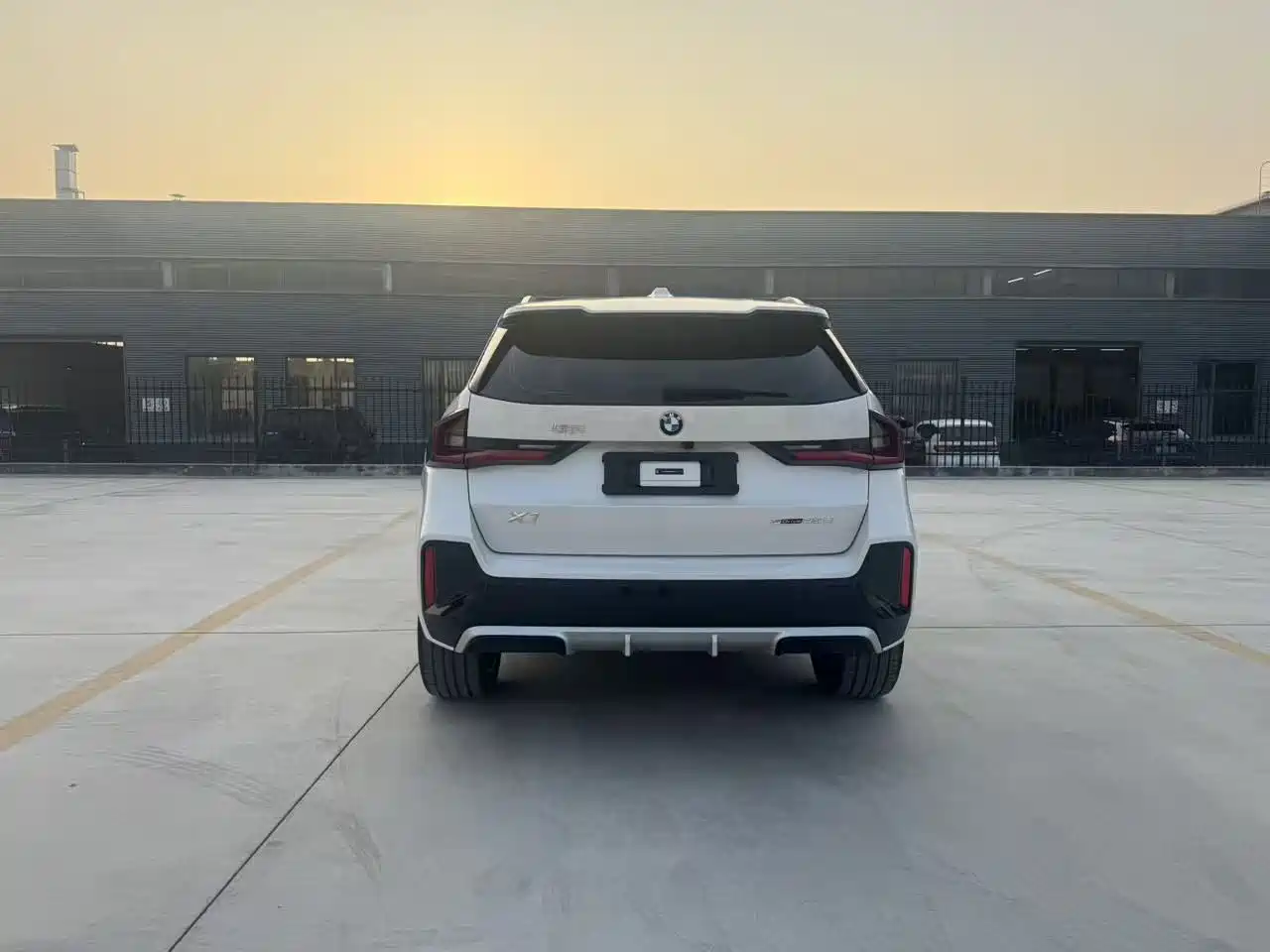BMW X1 2024 sDrive25Li M Sport Package фото 6