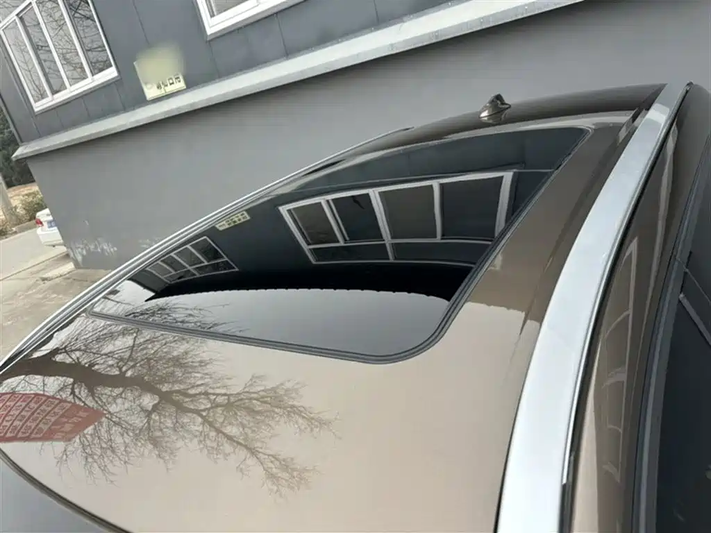 Фото 26 - Volvo XC60