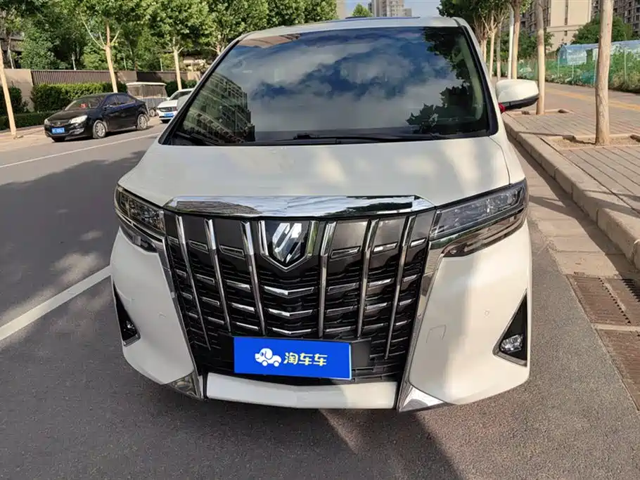 Toyota Alphard 2018 Facelift 3.5L Luxury Edition фото 2