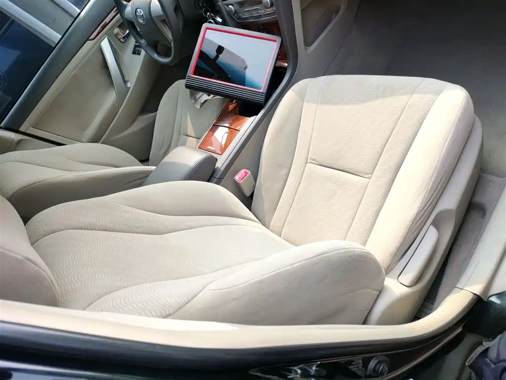 Toyota Camry 2013 200E Classic Elite Edition фото 4