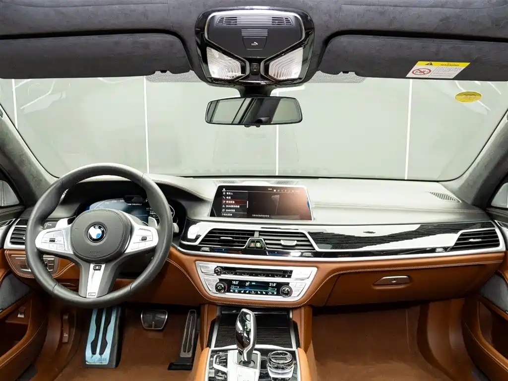 BMW 7 Series 2019 Facelift M760Li xDrive V12 Sport Package фото 17