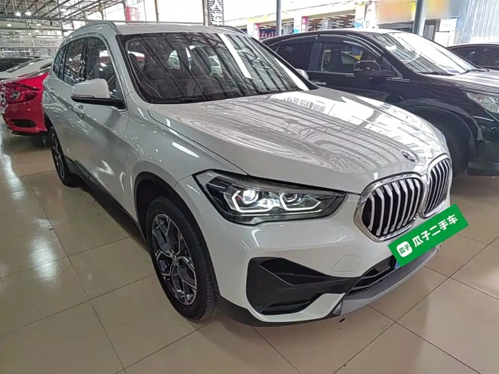 BMW X1 2022 sDrive25Li Leading фото 4