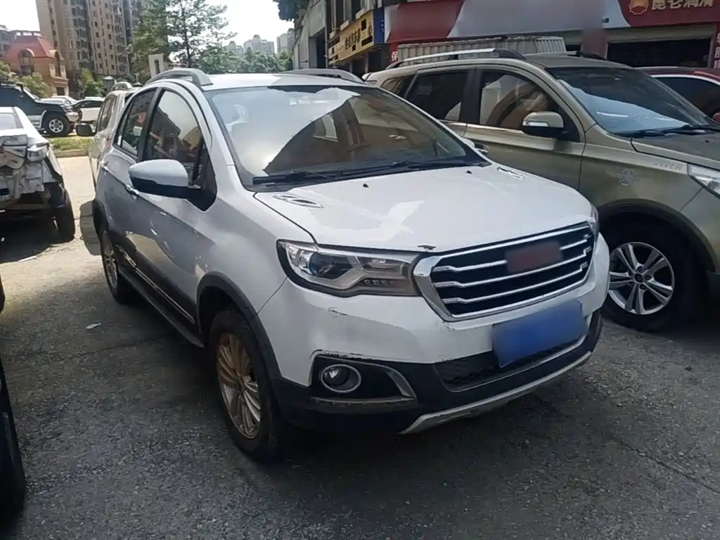 Haval H1 2015 1.5L Manual Urban фото 4
