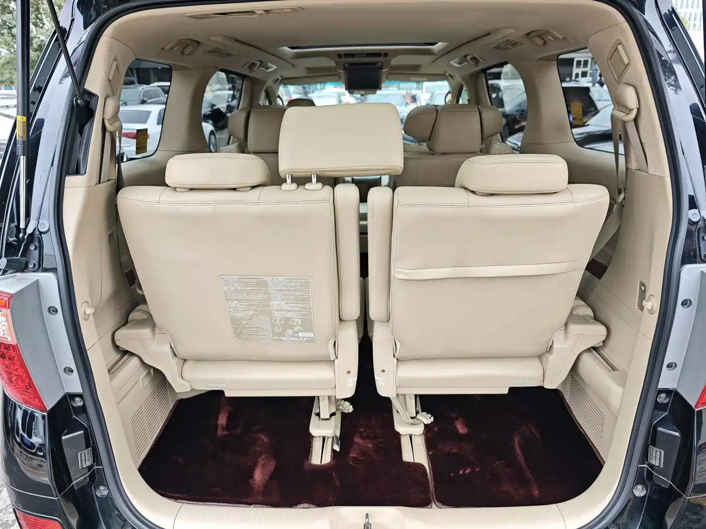 Toyota Alphard 2011 3.5L Luxury Edition фото 18