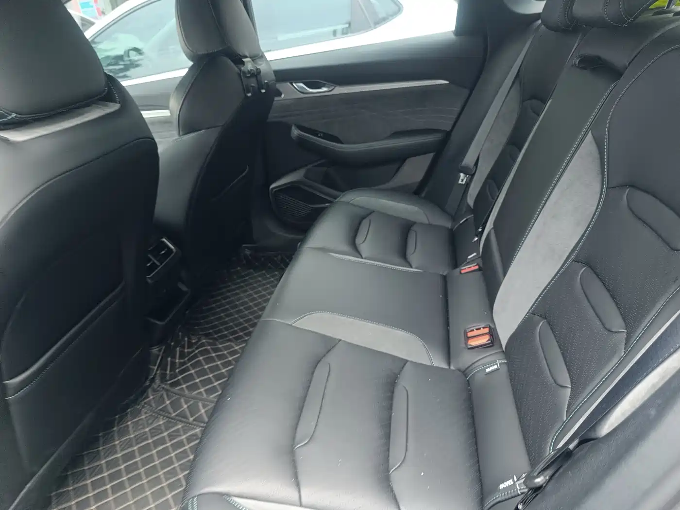 GEELY AUTOMOBILE XINGRUI