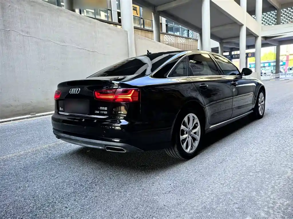Audi A6L 2018 30th Anniversary 35 TFSI Fashion фото 10