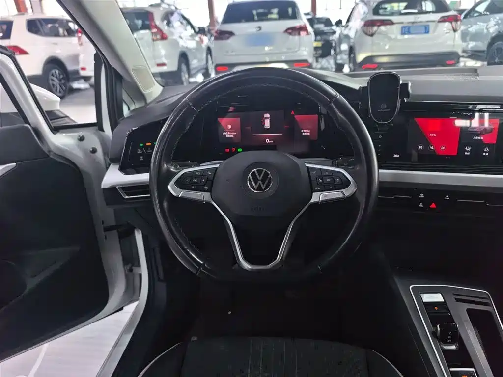 Volkswagen Golf 2021 280TSI DSG Pro фото 3