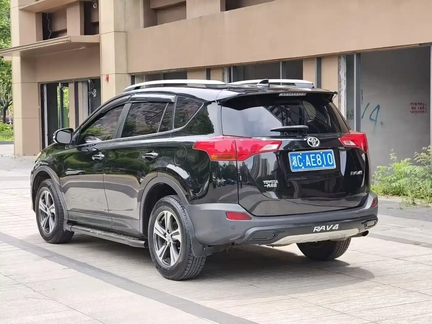 Toyota RAV4 Rongfang 2015 2.0L CVT 2WD Trend Edition фото 7