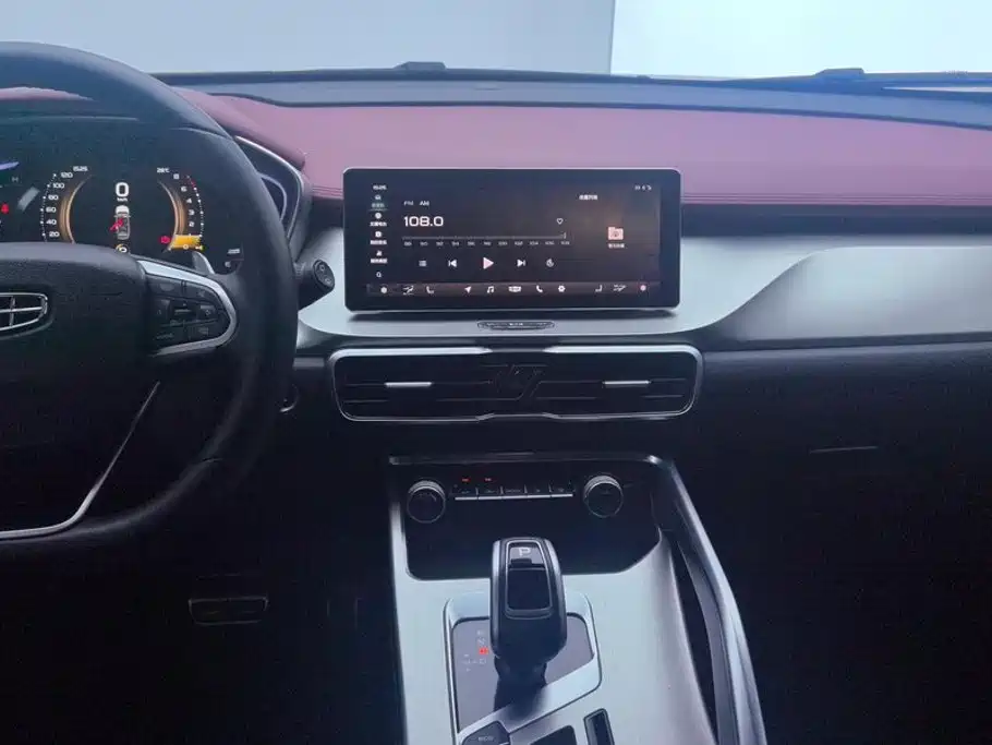 Geely Coolray 2020 2019 Sport 260T DCT Battle China VI