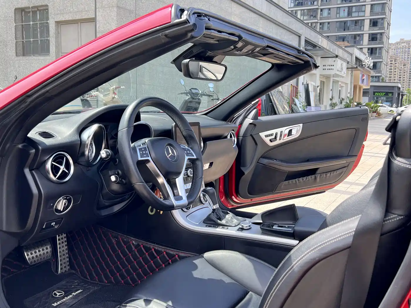 Mercedes-Benz SLK-Class 2011 SLK 200 Fashion фото 11