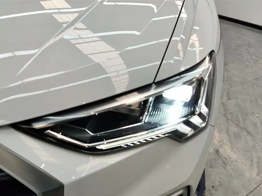 Audi Q3 2021 45 TFSI quattro Fashion Sport фото 5