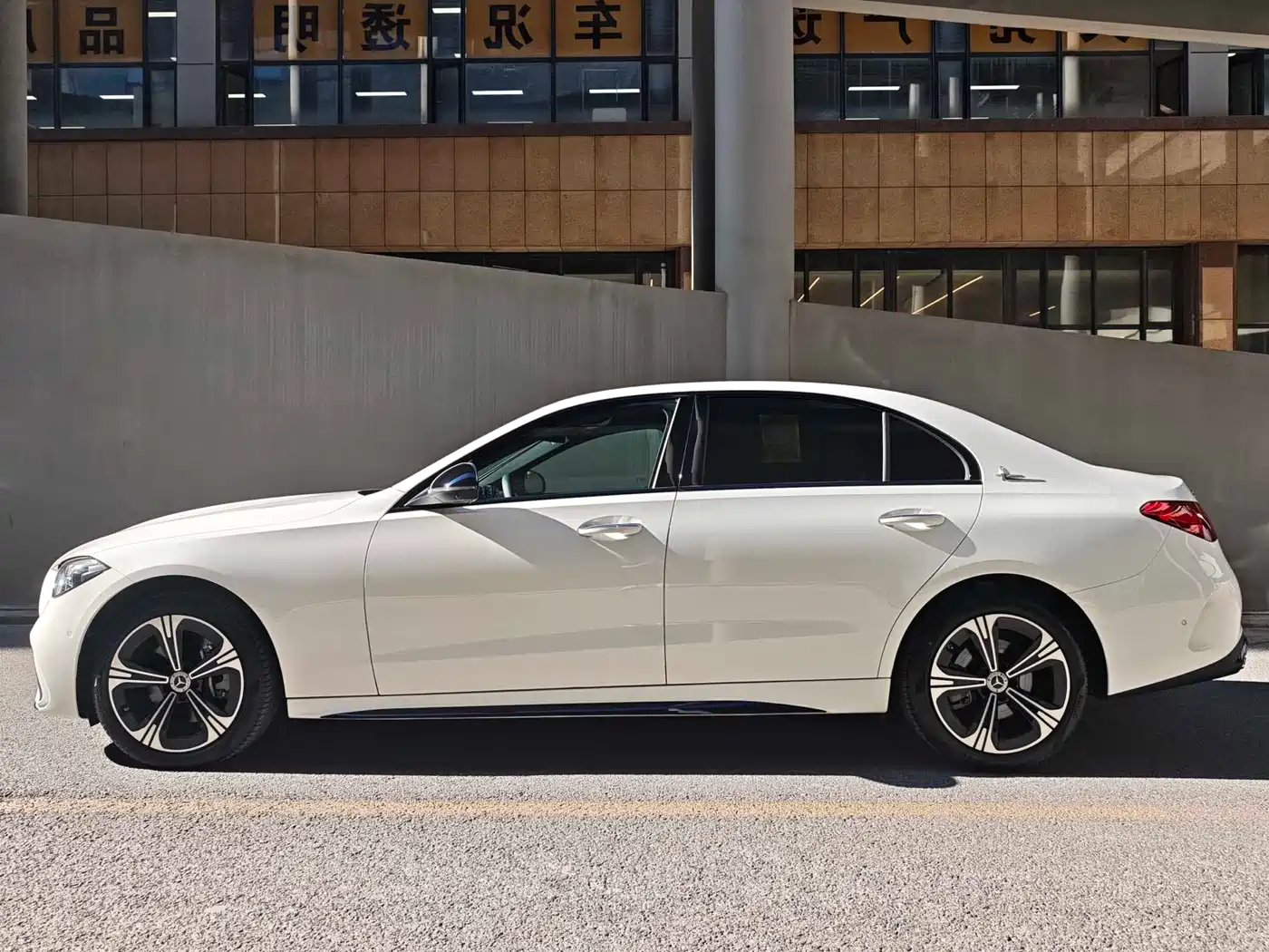 Mercedes-Benz C-Class 2024 Facelift C 260 L 4MATIC Sport фото 10