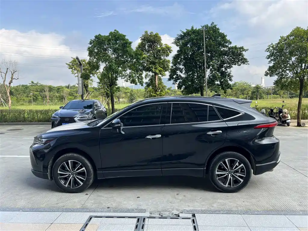Toyota Lingfang HARRIER 2022 2022 2.0L CVT 2WD Luxury Edition