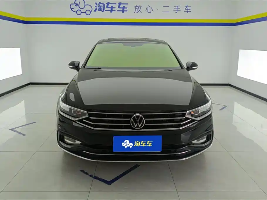 Volkswagen Magotan 2020 330TSI DSG Luxury фото 2