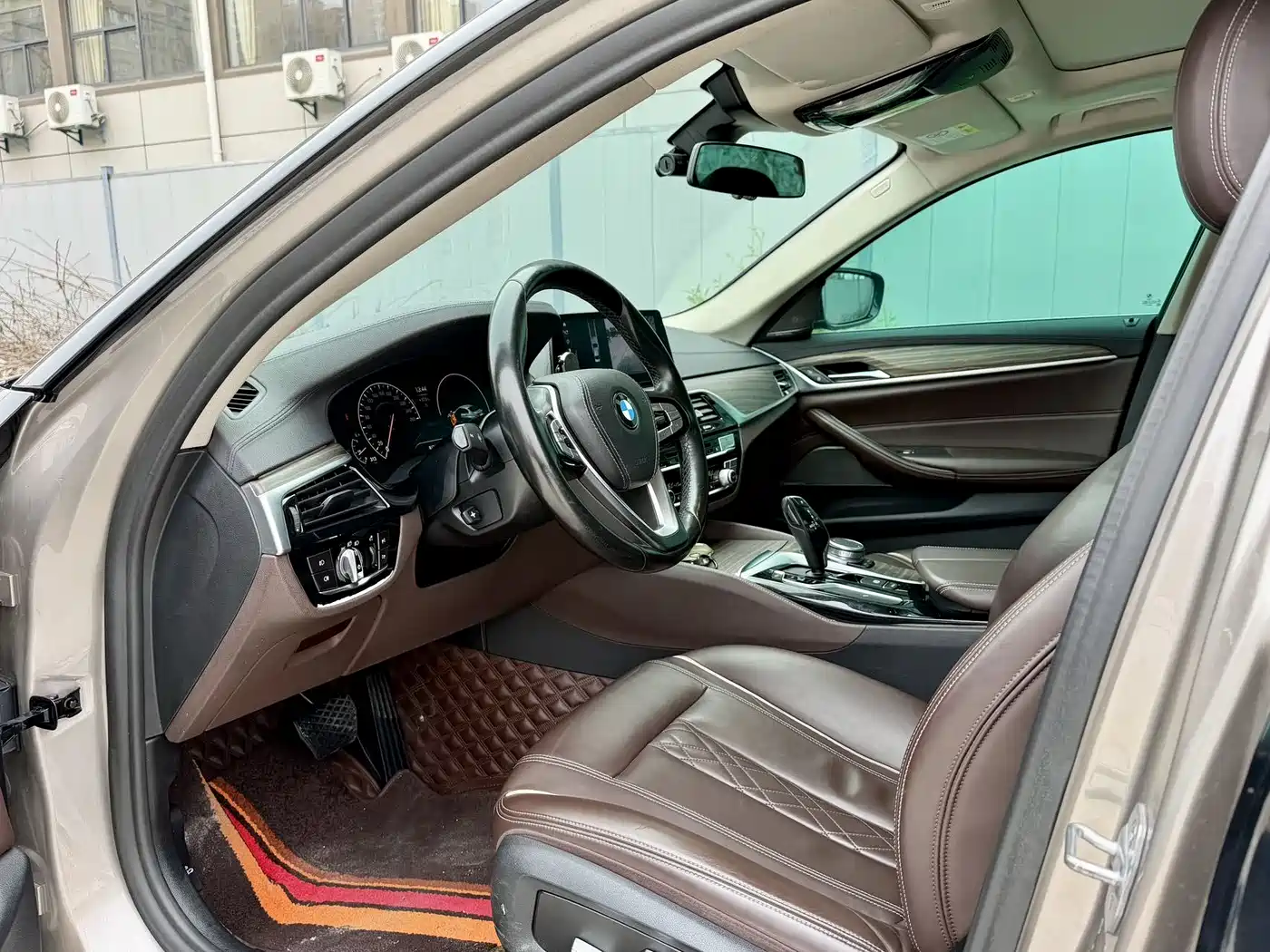 BMW 5 Series 2019 530Li Leading Luxury Package фото 9