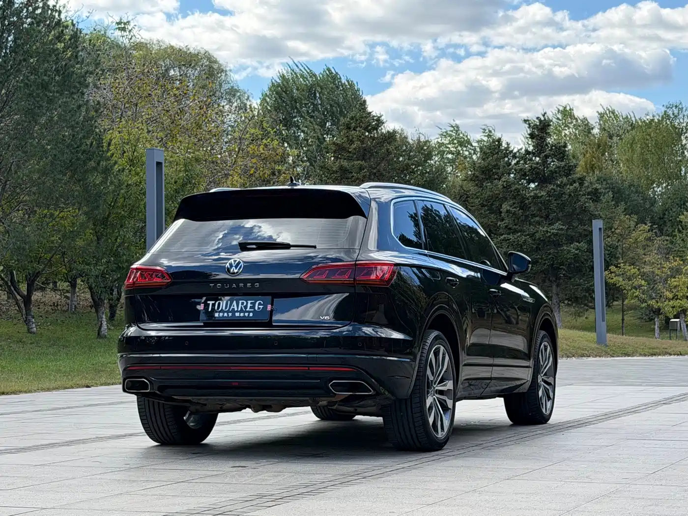 Volkswagen Touareg 2021 2021 3.0TSI R-Line Classic Sport Package
