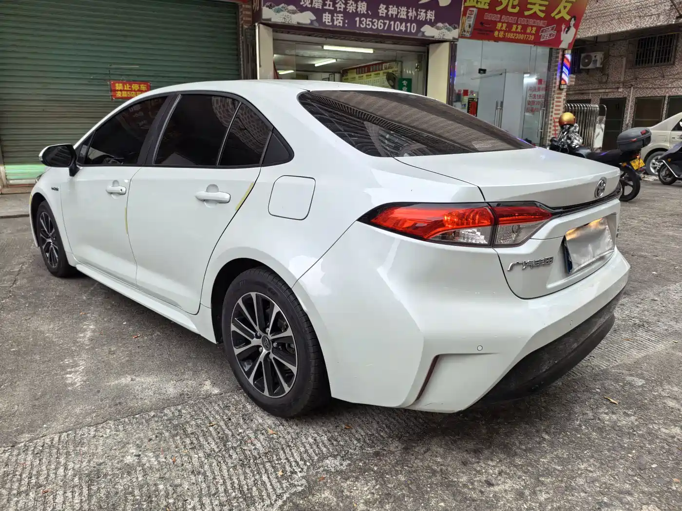 Toyota Levin 2023 Smart Hybrid 1.8L Luxury фото 4