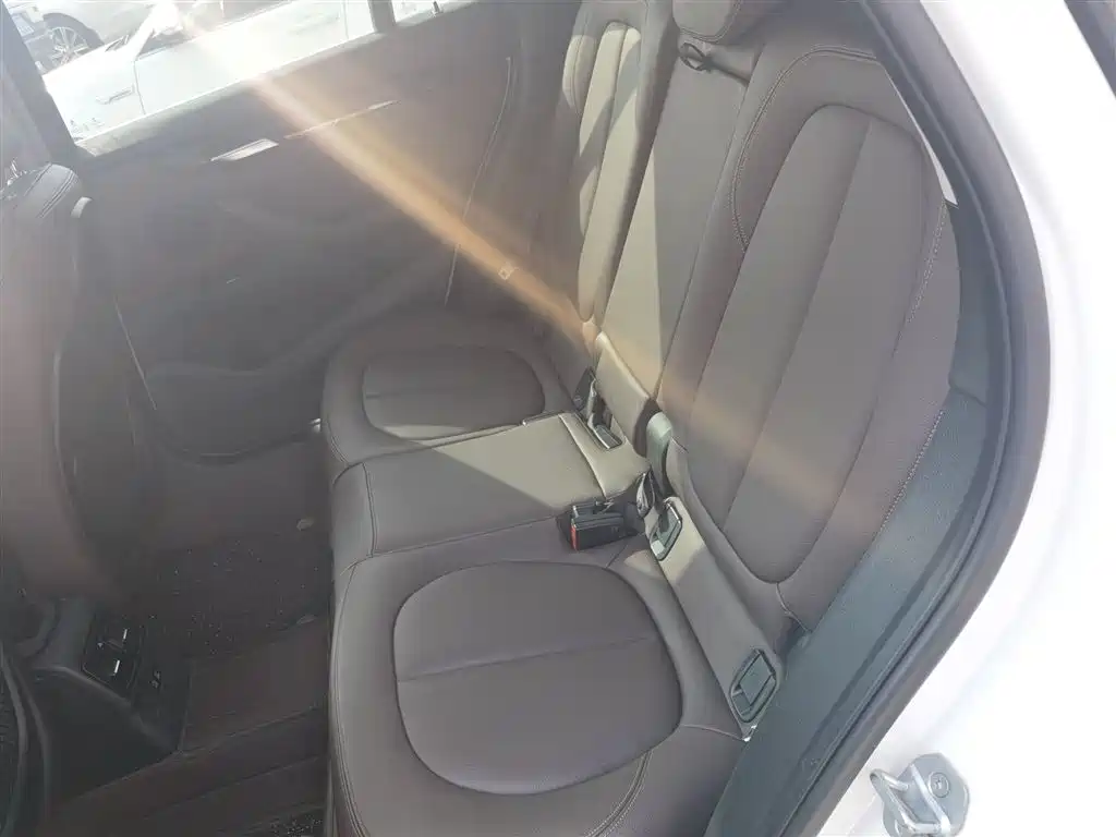 BMW X1 2020 sDrive25Li Leading Model фото 17
