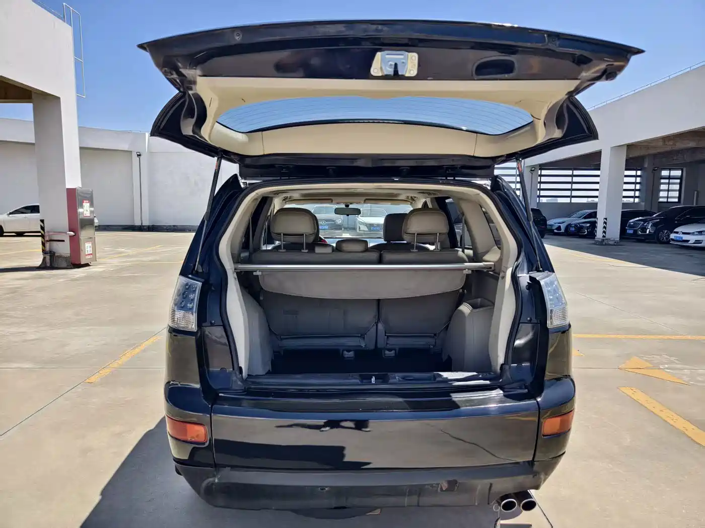 Mitsubishi Outlander (Import) 2007 2008 Model 3.0 Luxury