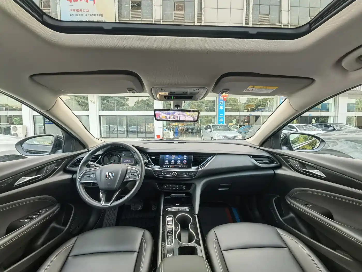 Buick Regal 2024 25T Ultra Comfort Edition фото 9