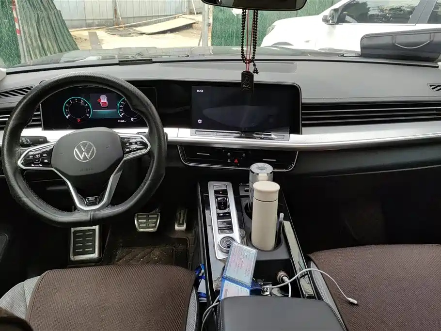 Volkswagen Talagon 2024 380TSI 4WD R-Line Touring фото 12