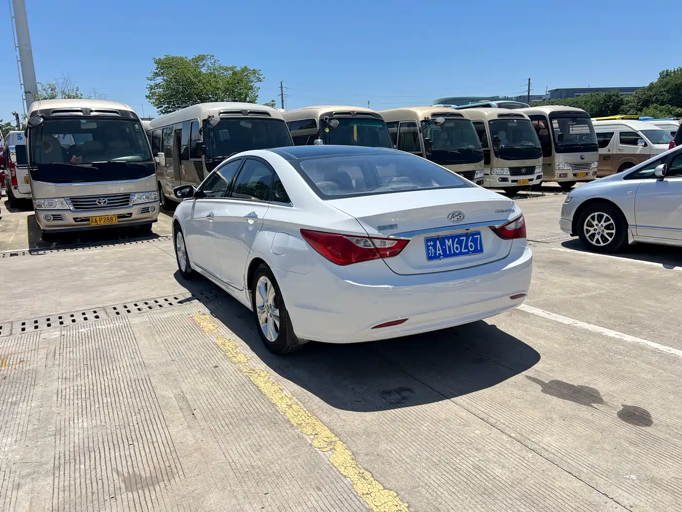 Hyundai Sonata 2013 2.0L Automatic Supreme Edition фото 21