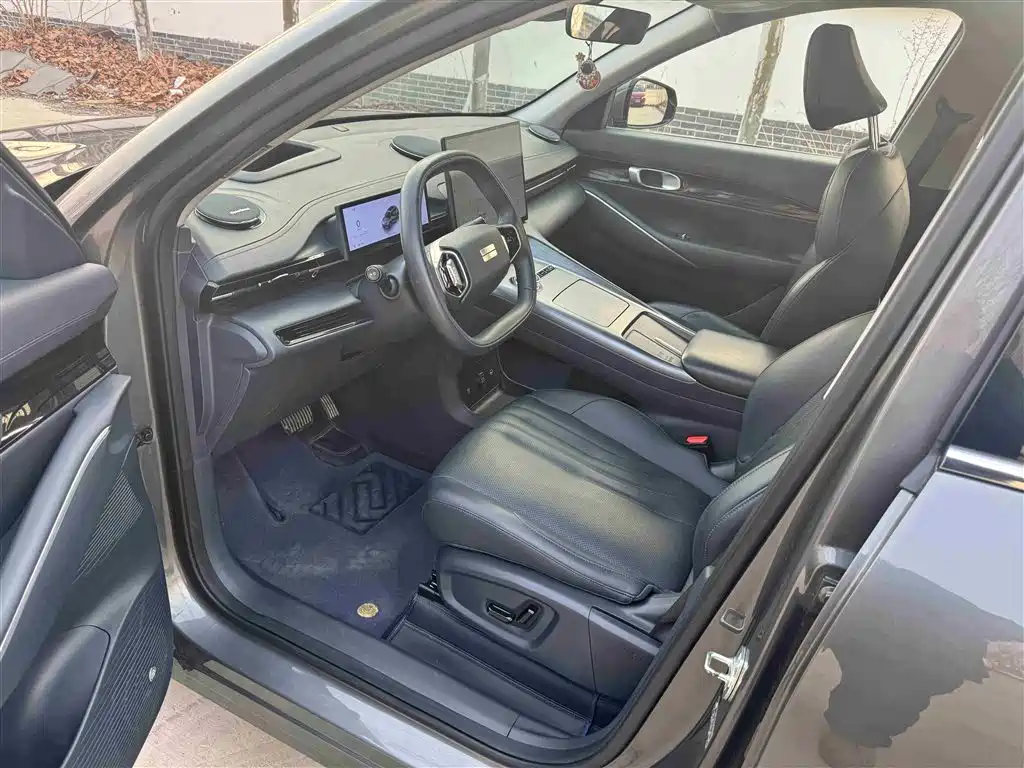 GEELY GALAXY GALAXY E5