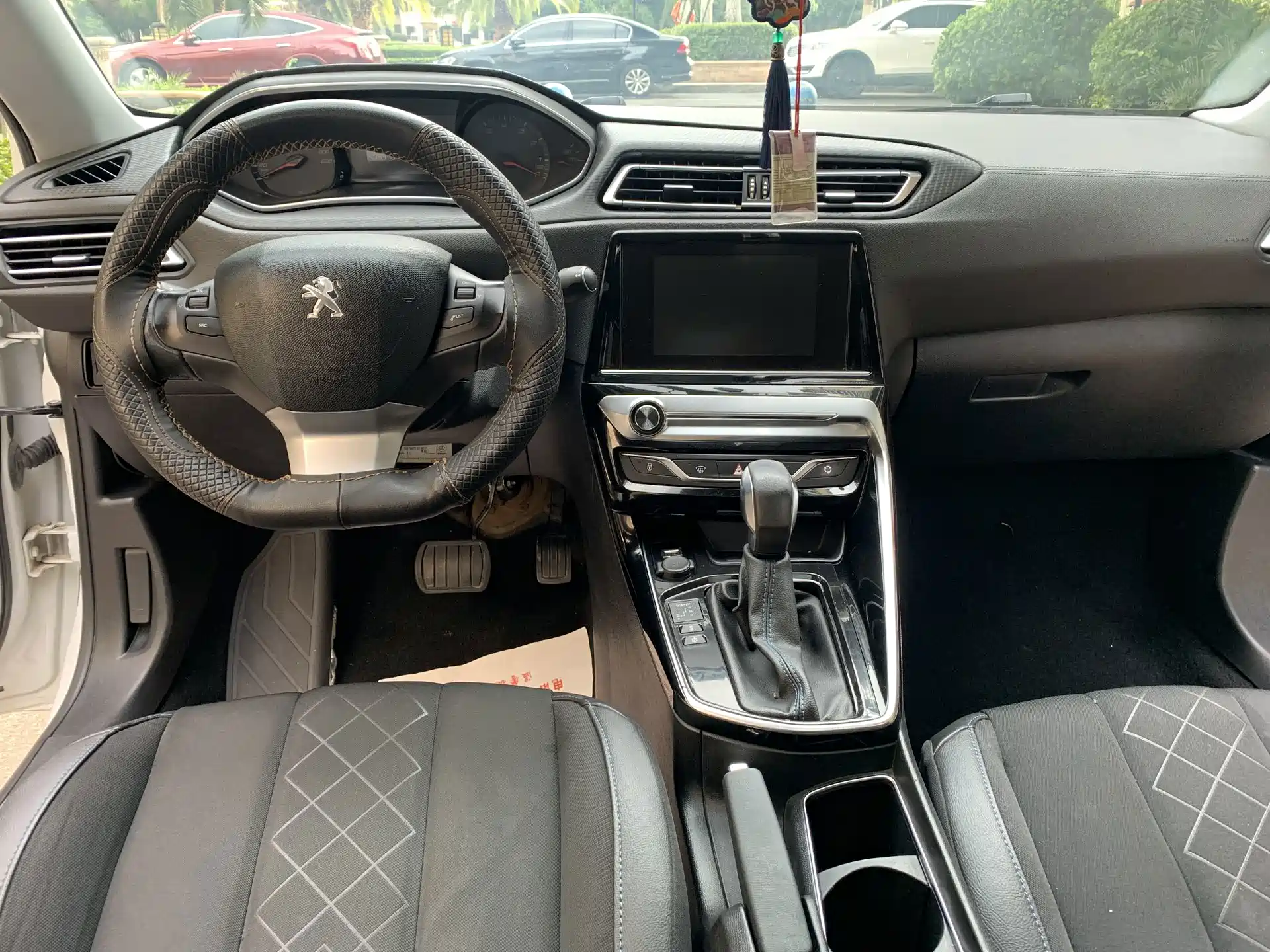 Photo 5 - Peugeot 308