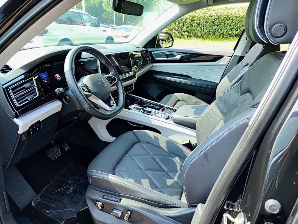 Фото 7 - Volkswagen Teramont