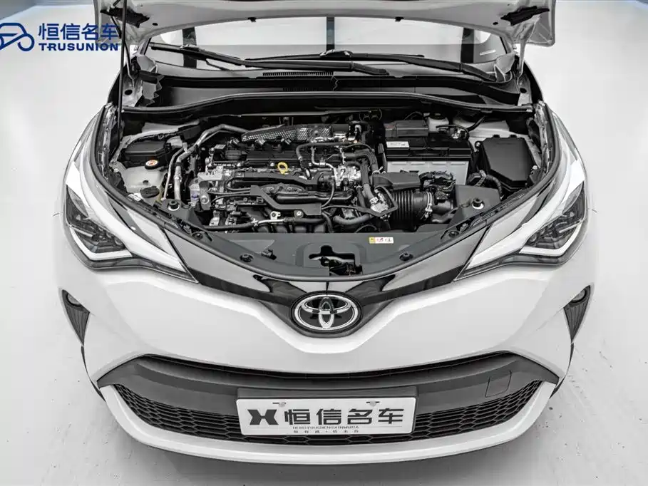 Toyota C-HR 2021 2.0L Luxury Edition фото 21