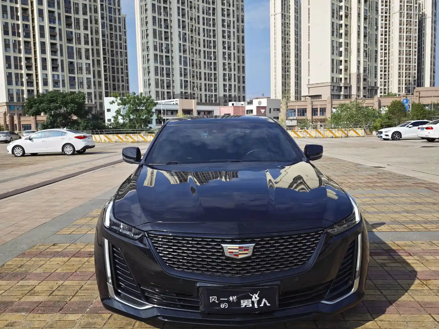 Фото 2 - Cadillac CT5